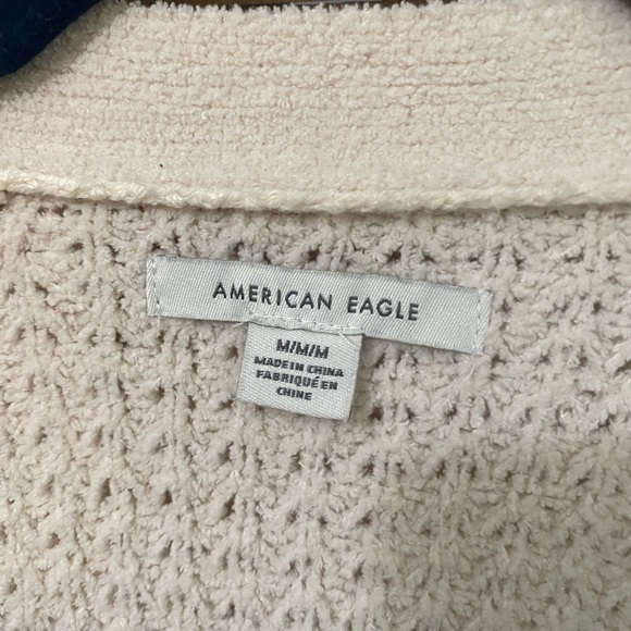 American eagle off white cardigan ; used size medium - Picture 4 of 4